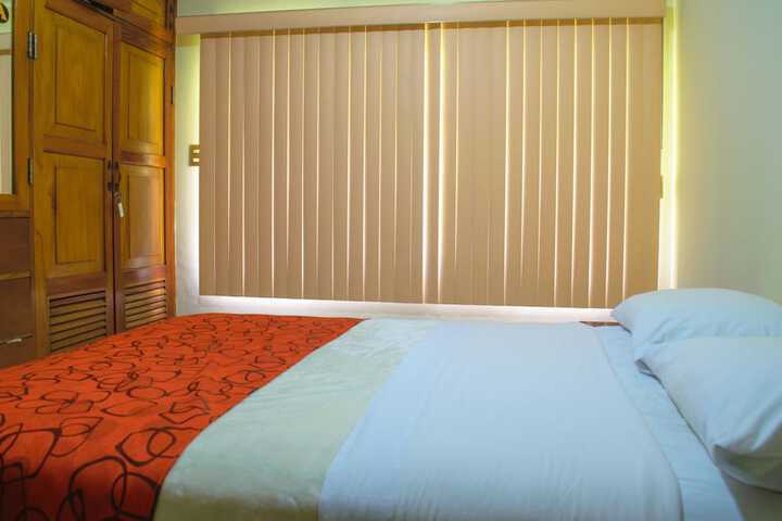 Room 12 of 39