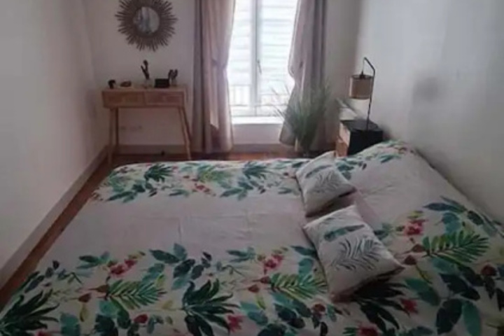 Room 2 of 21