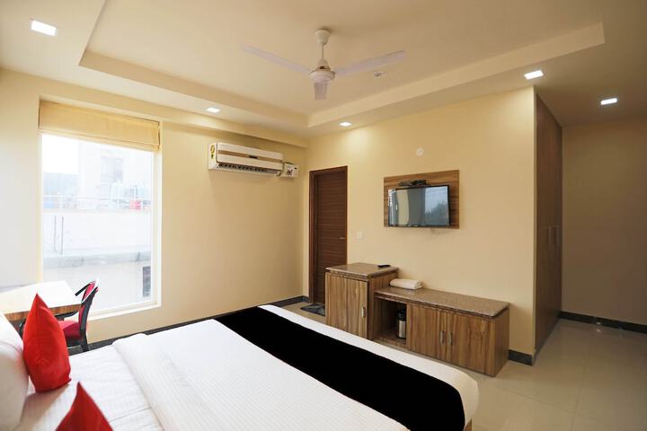 Room 19 of 24