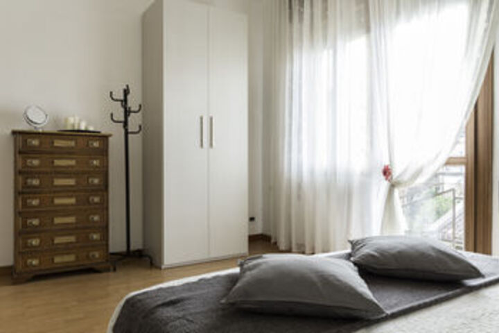 Room 350 of 871