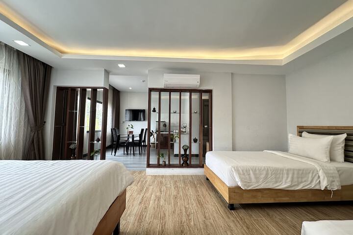 Room 28 of 57