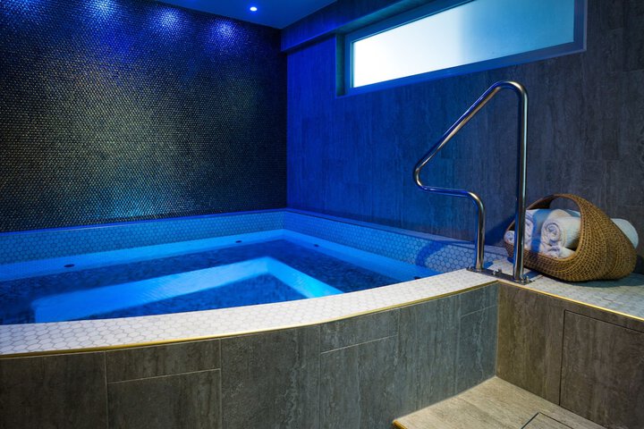 Spa 43 of 103