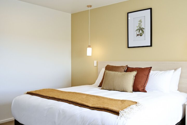Room 10 of 81