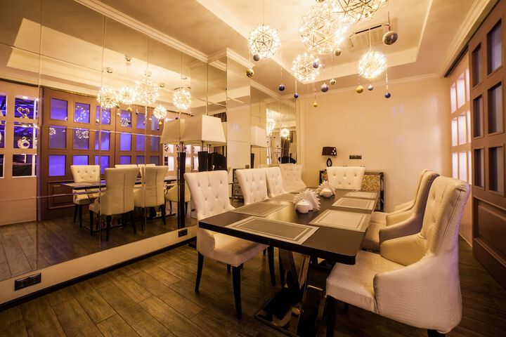 Dining Photos