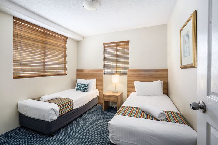 Room 10 of 191