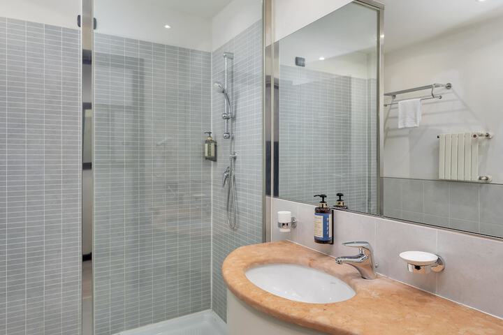 Bath Interior