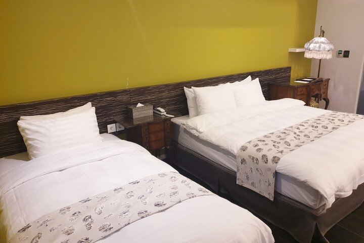 Room 13 of 140