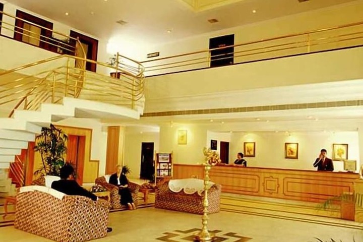 Hotel Interior 5 of 95