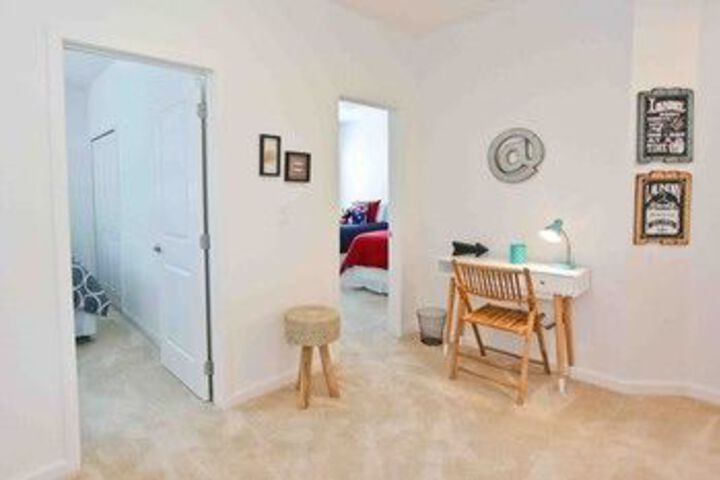 Room 10 of 25