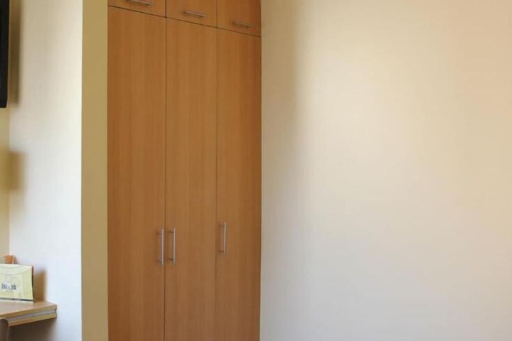 Room 27 of 53