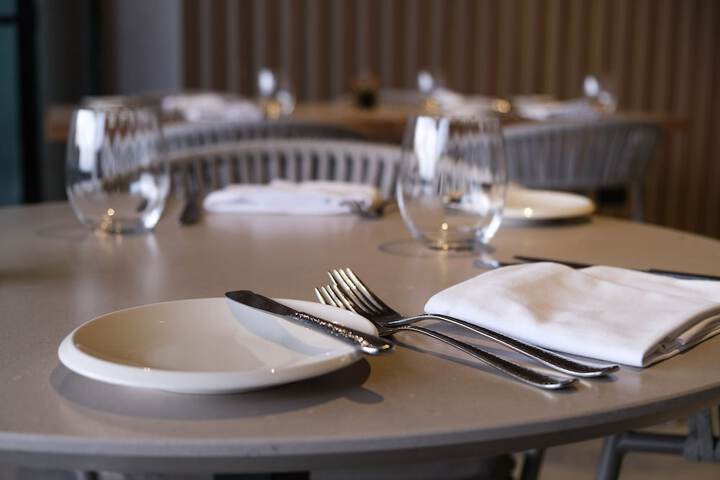 Dining 81 of 109