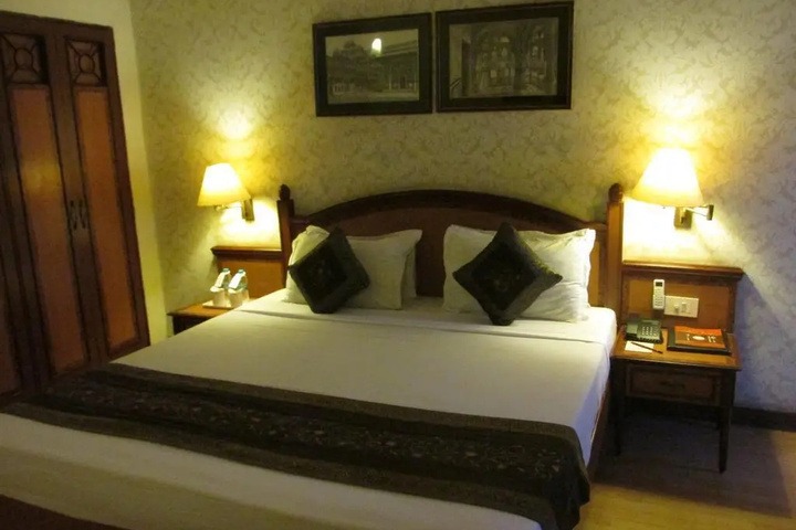 guest_rooms