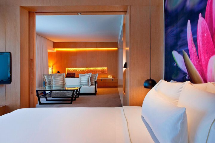 Room 10 of 117