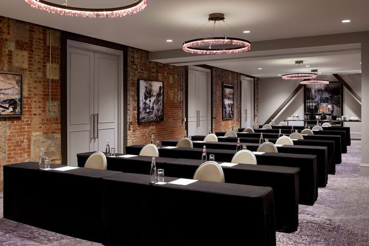Meeting facility