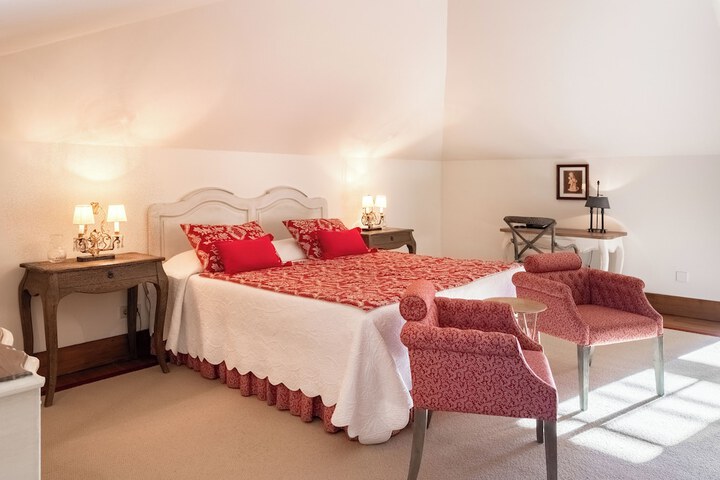 Room 40 of 154
