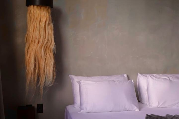 Room 4 of 60