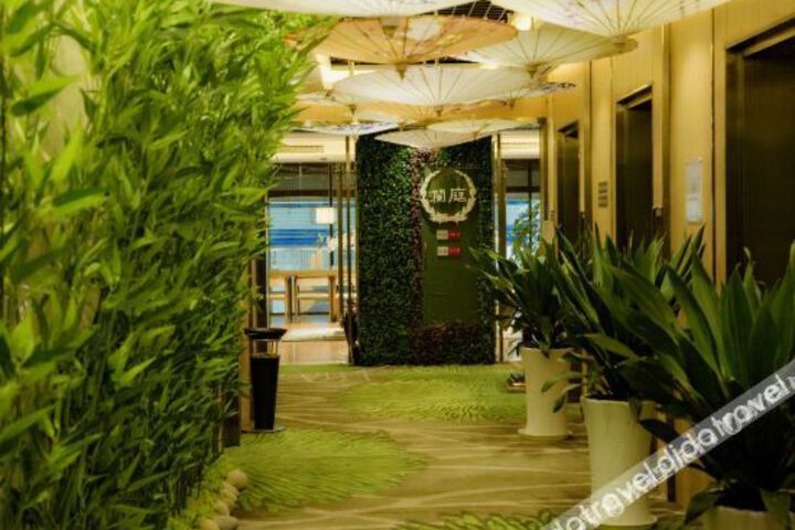 Hotel Interior 16 of 39