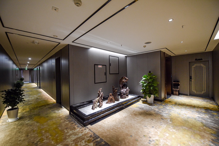 Hotel Interior 6 of 21