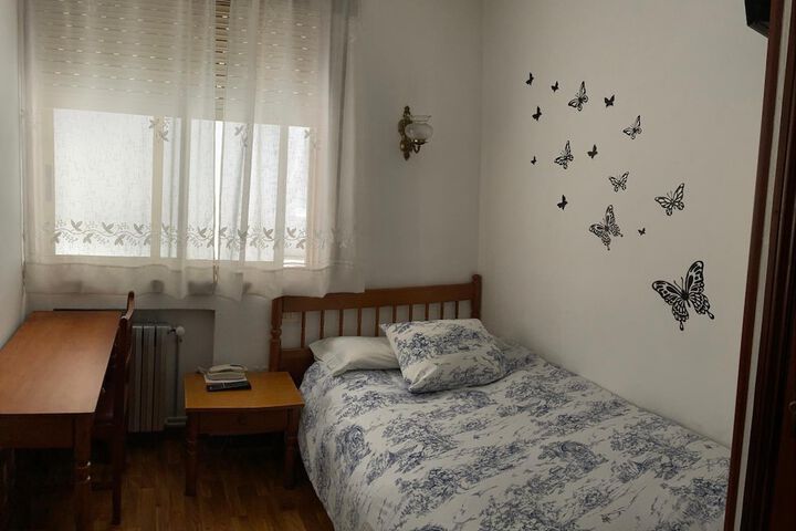 Room 25 of 50