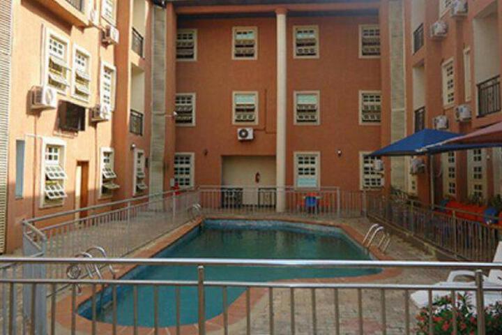 Goldenland Hotel