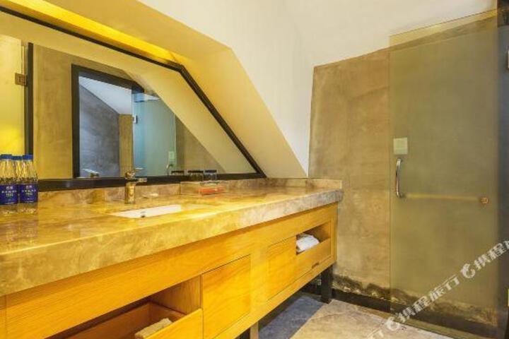 Chongqing Dream Tour Hotel