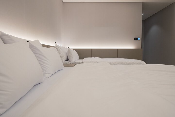 Room 41 of 104