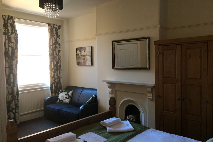 Room 16 of 35