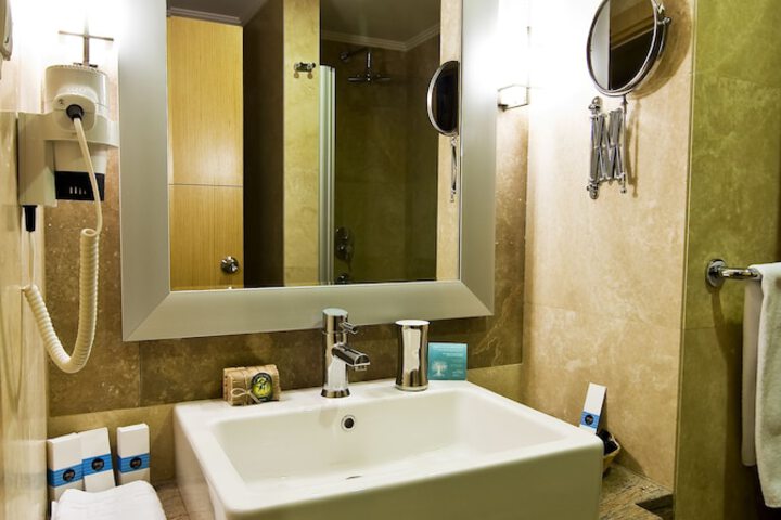 Bath Photo