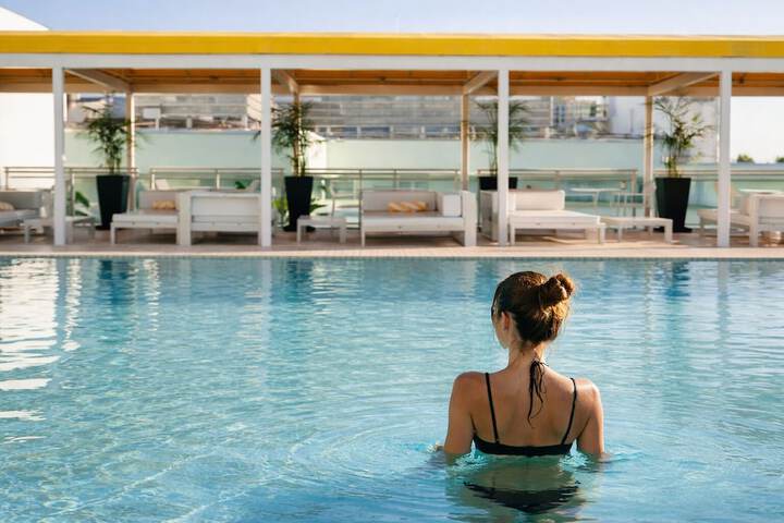 Pool 46 of 107
