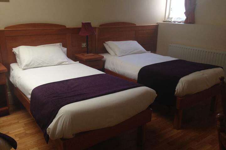Room 13 of 63