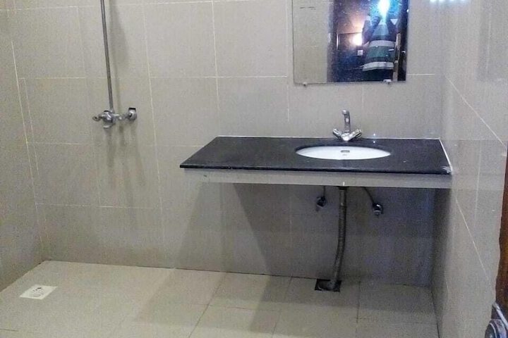 Room 15 of 21