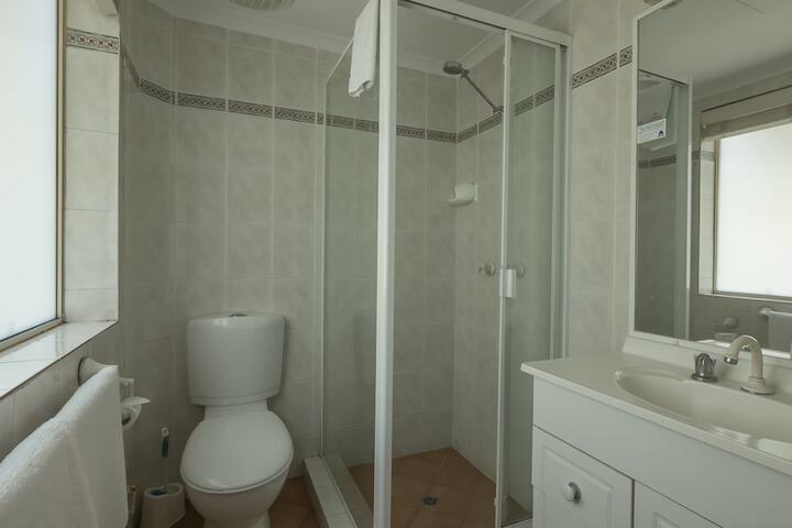 Room 54 of 85