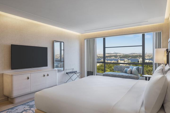 Room 65 of 207