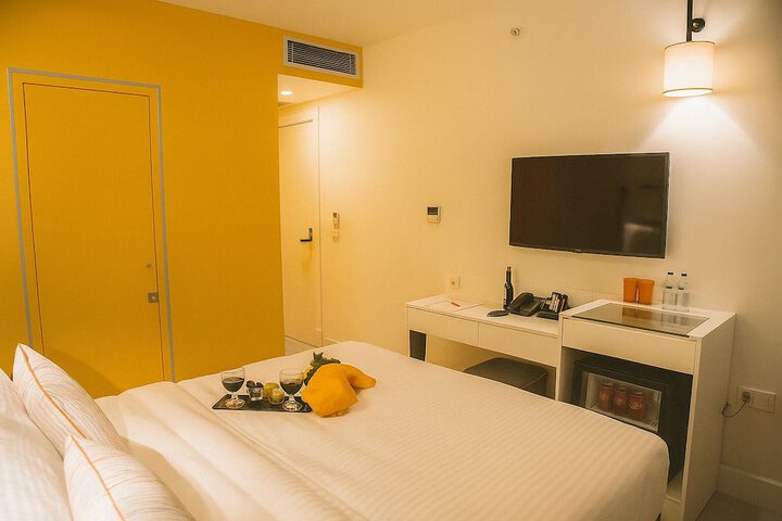 Room 13 of 38