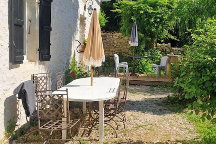 Terrace/Patio 16 of 47