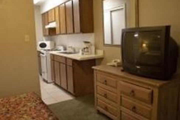 Room 15 of 22