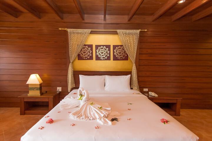 Room 5 of 46