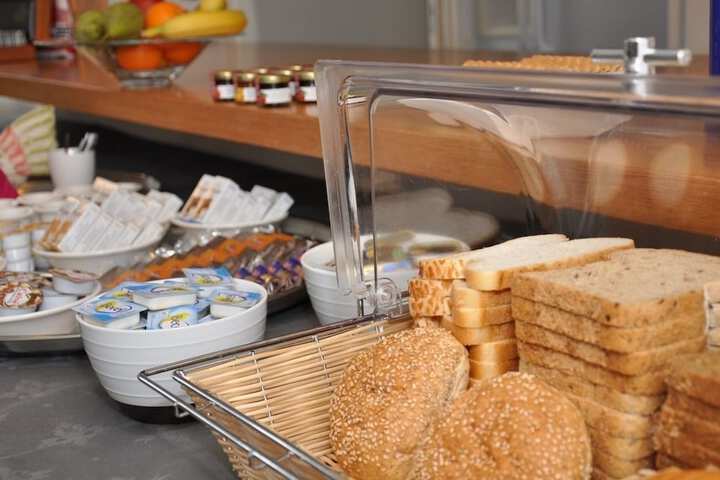 Breakfast/Coffee Service 36 of 42