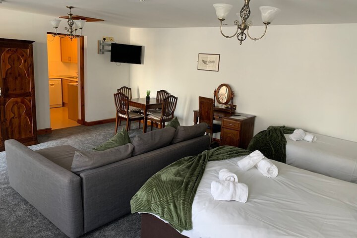 Room 7 of 86