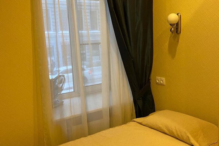 Room 28 of 52