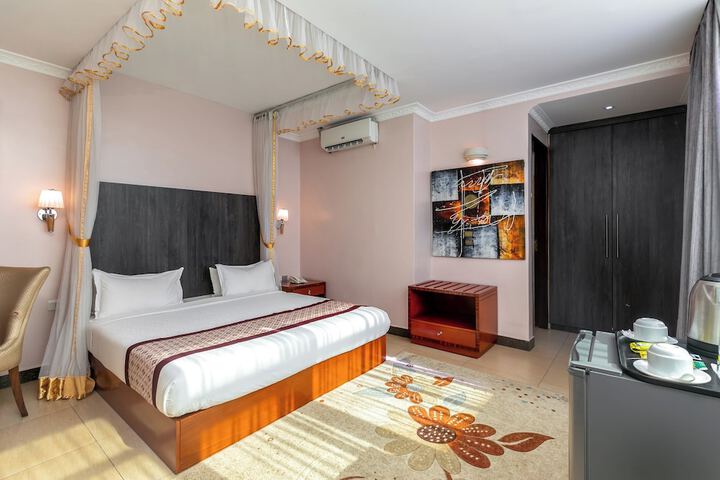Room 22 of 75