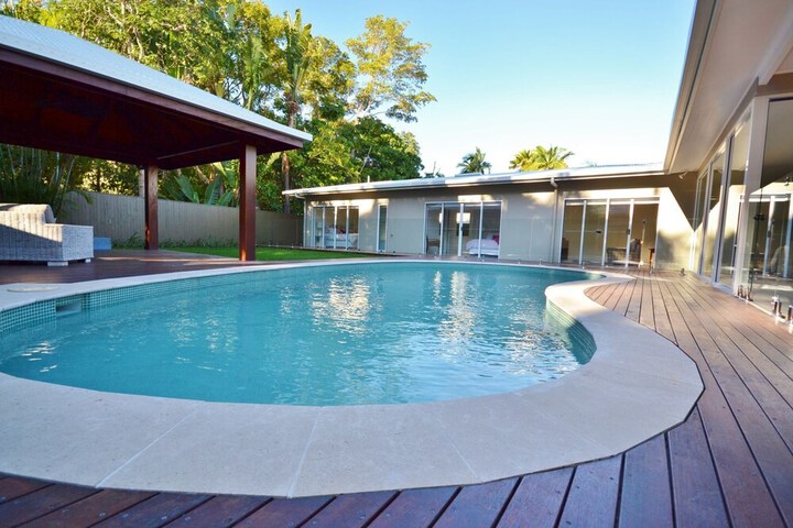 Pool 12 of 12