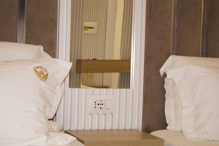 Room 4 of 56