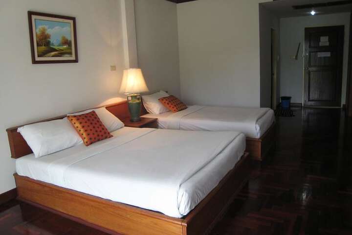 Room 3 of 18