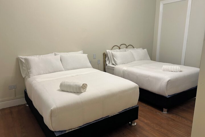 Room 2 of 36