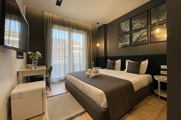 Room 35 of 68