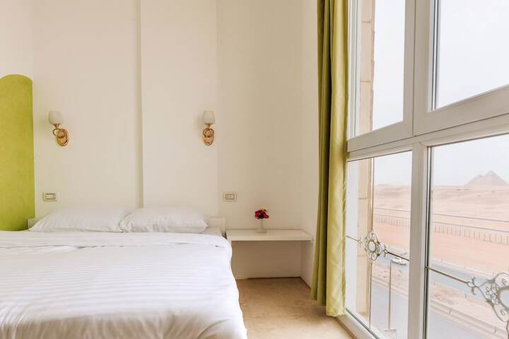 Room 40 of 98