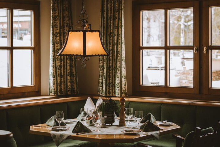 Dining 118 of 172