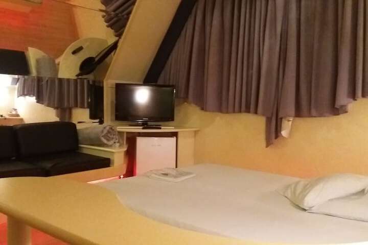 Room 38 of 112