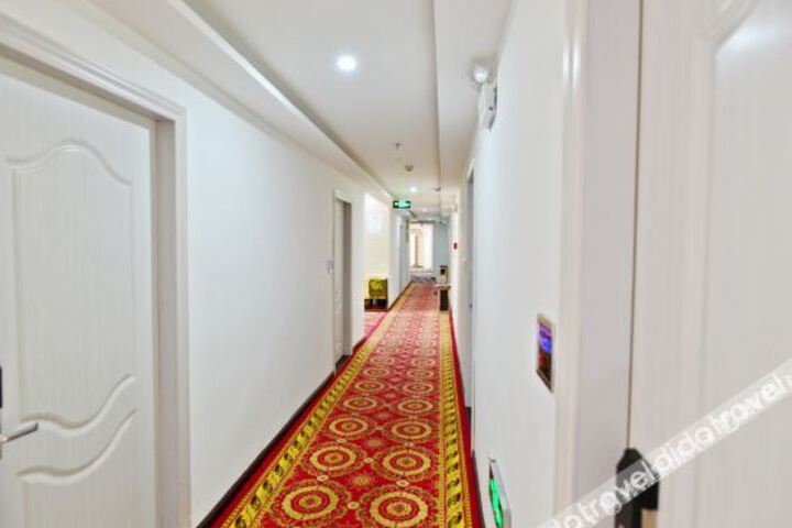 Hotel Interior 7 of 16
